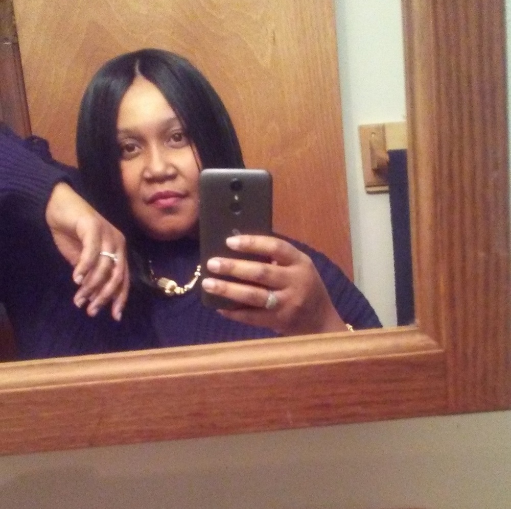 Meet your Posher, Yolanda